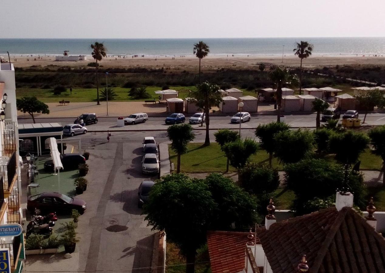 コニル・デ・ラ・フロンテラPiso Playa Los Bateles Conilアパートメント エクステリア 写真